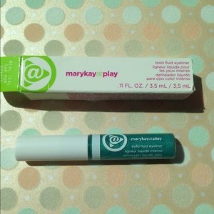 Mary Kay @ Play Bold liquid Liner